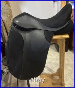 Thorowgood t4 High Wither Dressage Saddle 18 Inch MW