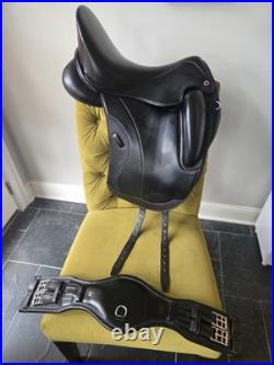 Tota Dressage Saddle 17 Adjustable Width-includes girth and saddle cover Tota Dressage Saddle 17 Adjustable Width-includes girth and saddle cover