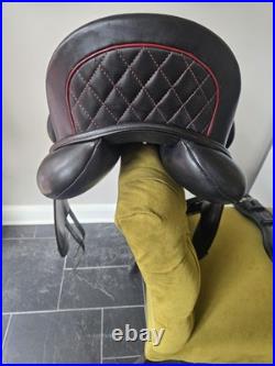 Tota Dressage Saddle 17 Adjustable Width-includes girth and saddle cover Tota Dressage Saddle 17 Adjustable Width-includes girth and saddle cover