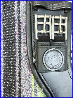 Total Saddle Fit STRETCHTEC Dressage Girth 22 Black with Leather Liner