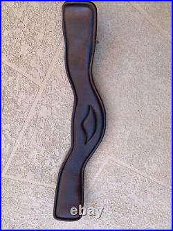 Total Saddle Fit- Shoulder Relief- Brown Leather Dressage Girth- size 26