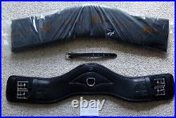 Total Saddle Fit Shoulder Relief Dressage Girth Black Leather 26 + Fleece Cover