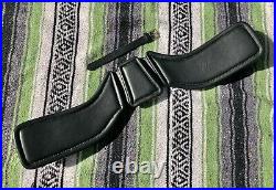 Total Saddle Fit StretchTec Dressage Girth 24 Black Leather Liner