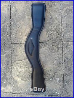 Total Saddle Fit (TSF) Shoulder Relief Dressage Girth, black leather, 24