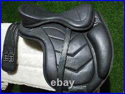 Treeless Freemax Horse Leather Black Softy Saddle With Matching Girth For Horse