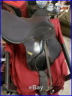 Wintec Dressage Saddle 17 1/2 with Cinch, leathers & stirrups