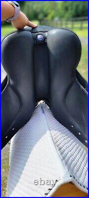 Wintec Isabell Dressage Saddle 18