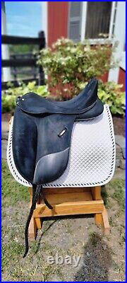 Wintec Isabell Dressage Saddle 18