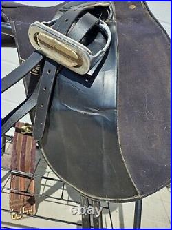 Wintec Sport Saddle 17 Light Weight All Around English Saddle Stirrups & Girth