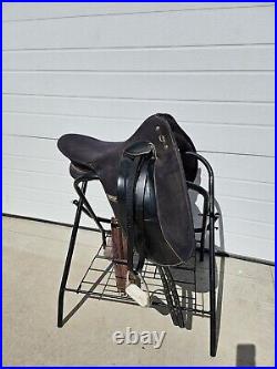 Wintec Sport Saddle 17 Light Weight All Around English Saddle Stirrups & Girth