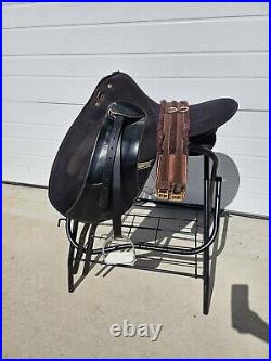 Wintec Sport Saddle 17 Light Weight All Around English Saddle Stirrups & Girth